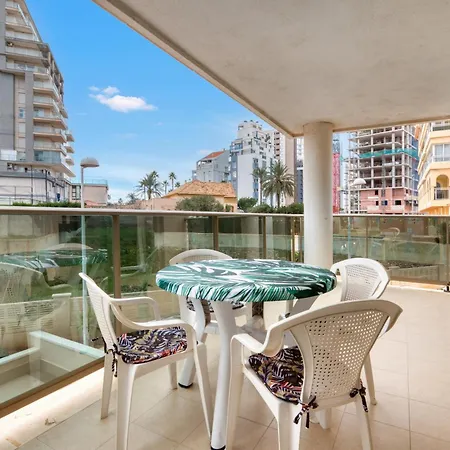 Larimar Кальпе